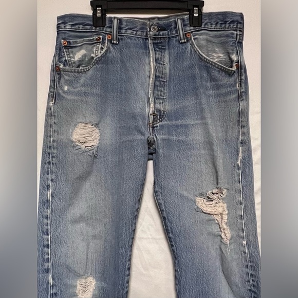 Levi's 501 Light Blue Distressed Straight Leg Denim Jeans Classic - Picture 5 of 13